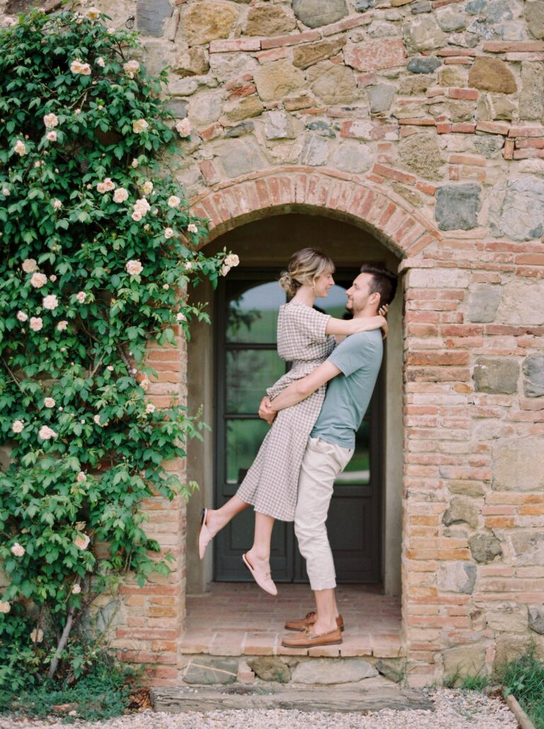 What to Wear for Your Engagement Session